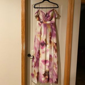 Perfect evening dress .